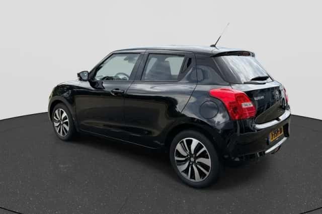 Suzuki Swift (2020) thumbnail 5