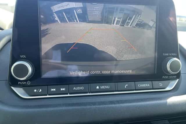 Nissan Qashqai (2023) thumbnail 5