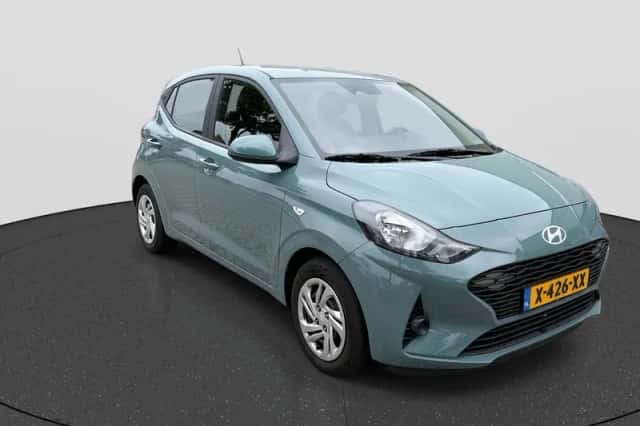 Hyundai i10 (2023) thumbnail 3