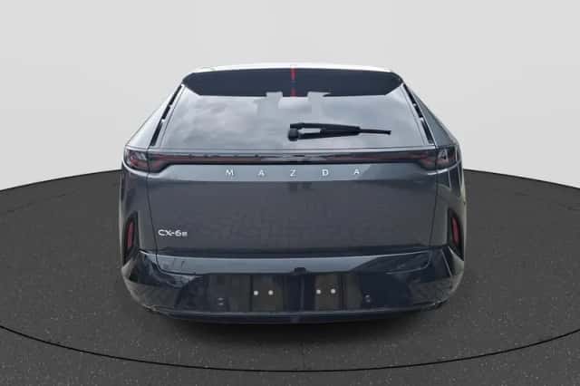 Mazda CX-6e (2026) thumbnail 6