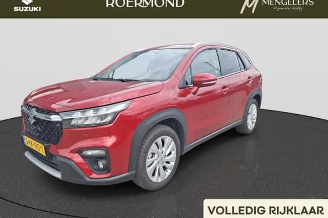 Suzuki S-Cross (2024) thumbnail 1