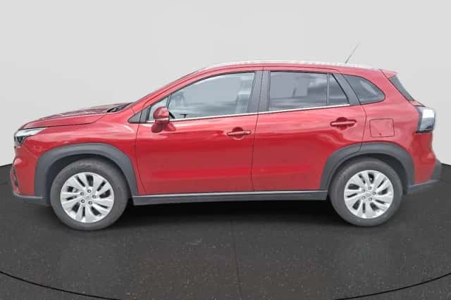 Suzuki S-Cross (2024) thumbnail 4