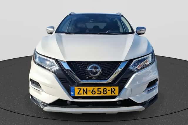 Nissan Qashqai (2019) thumbnail 2