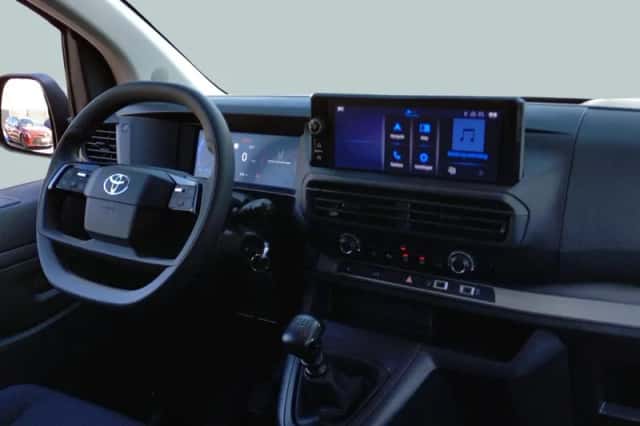 Toyota Proace (2024) thumbnail 11