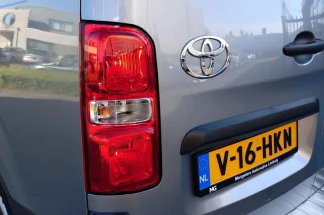 Toyota Proace (2024) thumbnail 23