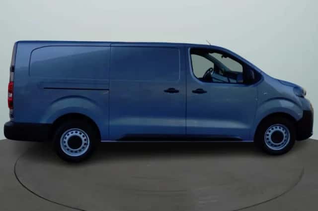 Toyota Proace (2024) thumbnail 6