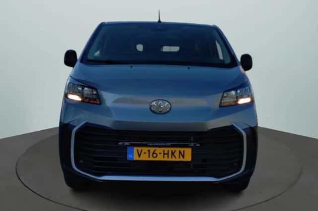 Toyota Proace (2024) thumbnail 8