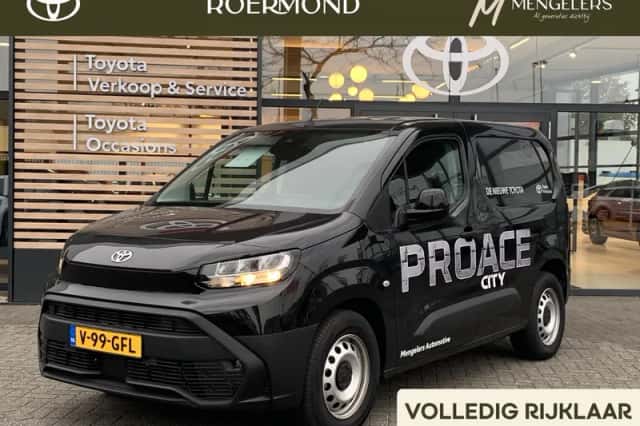 Toyota Proace (2024) thumbnail 1