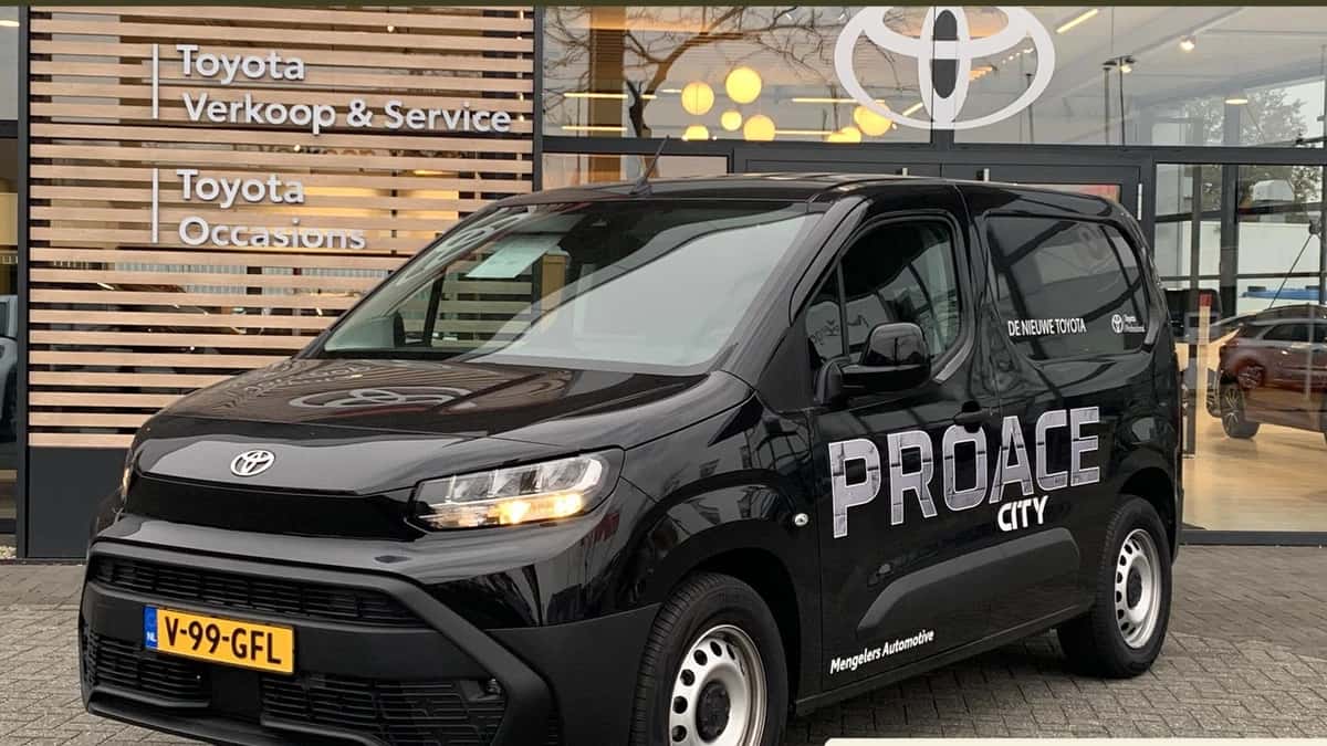Toyota Proace (2024) — foto 1