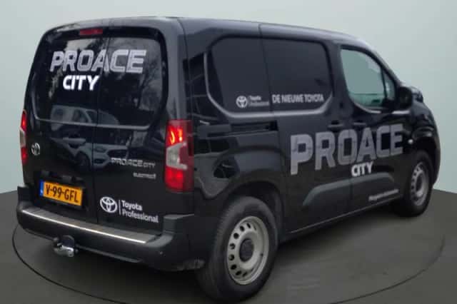 Toyota Proace (2024) thumbnail 6