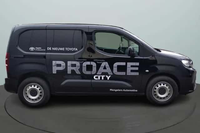 Toyota Proace (2024) thumbnail 7