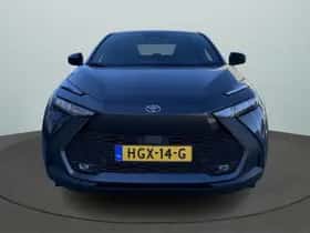 Toyota C-HR (2025) thumbnail 2