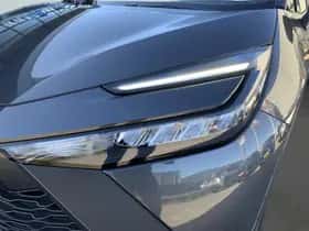 Toyota C-HR (2025) thumbnail 11