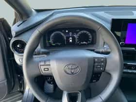 Toyota C-HR (2025) thumbnail 15
