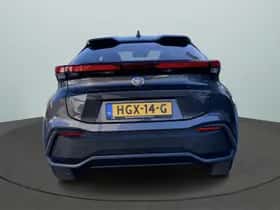 Toyota C-HR (2025) thumbnail 6