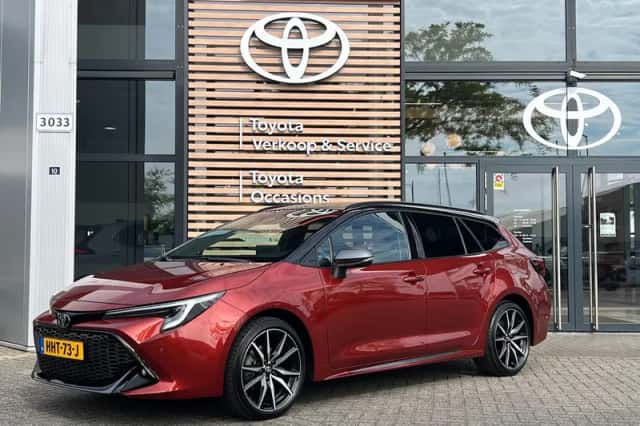 Toyota Corolla (2025) thumbnail 2