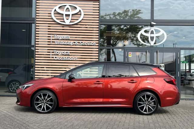 Toyota Corolla (2025) thumbnail 5