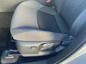 Toyota C-HR (2025) thumbnail 14