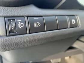 Toyota C-HR (2025) thumbnail 19