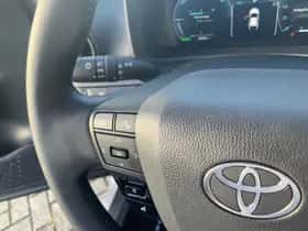 Toyota C-HR (2025) thumbnail 20