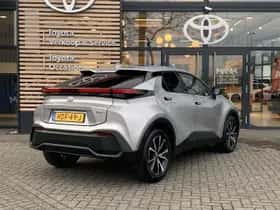 Toyota C-HR (2025) thumbnail 5