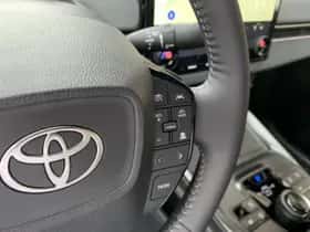 Toyota bZ4X (2025) thumbnail 26