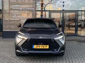 Toyota C-HR (2025) thumbnail 2