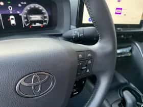 Toyota C-HR (2025) thumbnail 21