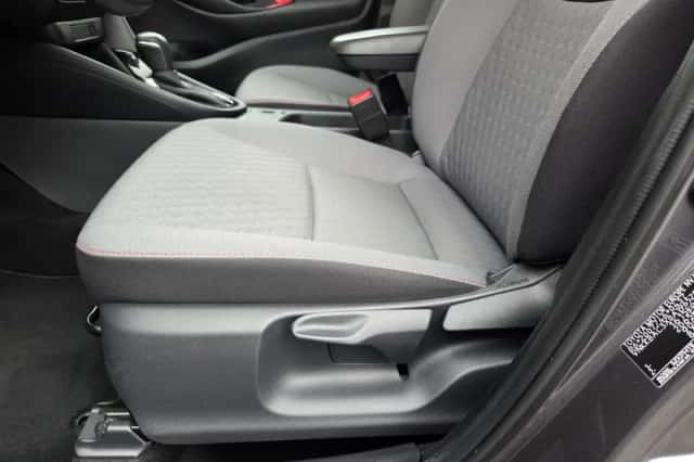 Toyota Yaris (2021) thumbnail 13