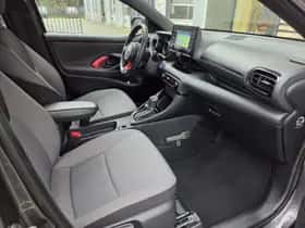 Toyota Yaris (2021) thumbnail 15