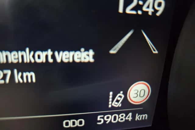 Toyota Yaris (2021) thumbnail 19