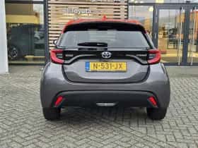 Toyota Yaris (2021) thumbnail 6