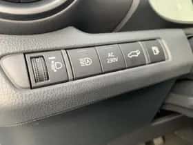 Toyota C-HR (2026) thumbnail 22