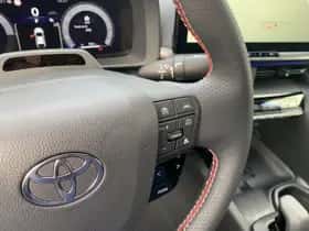 Toyota C-HR (2026) thumbnail 25
