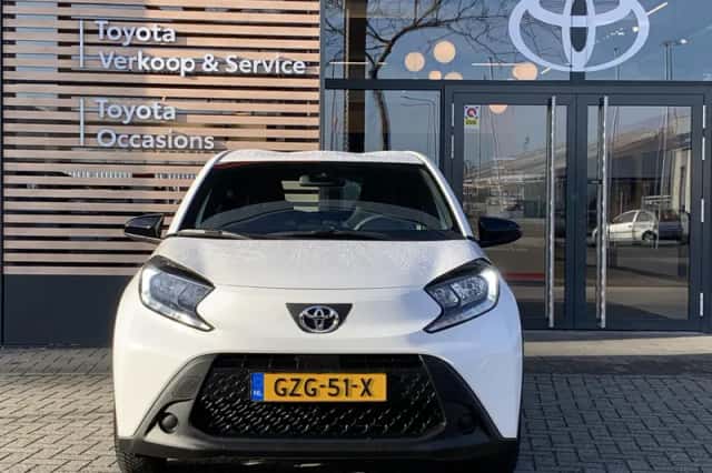Toyota Aygo X (2024) thumbnail 2
