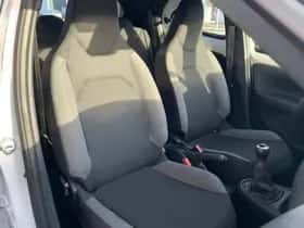 Toyota Aygo X (2024) thumbnail 15