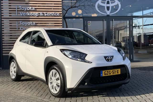 Toyota Aygo X (2024) thumbnail 3