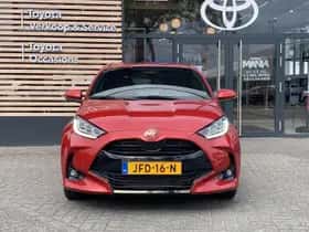 Toyota Yaris (2025) thumbnail 2