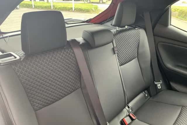 Toyota Yaris (2025) thumbnail 16