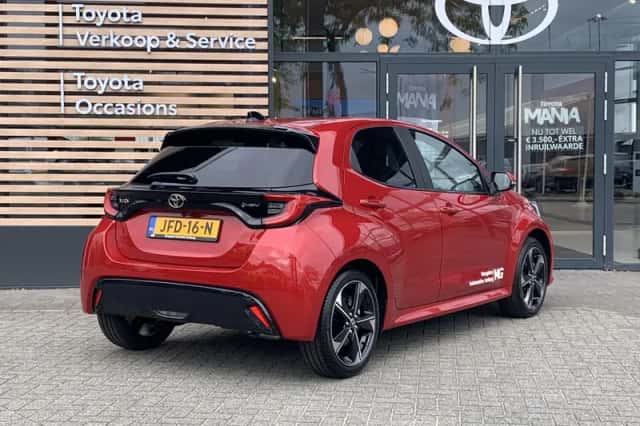 Toyota Yaris (2025) thumbnail 5