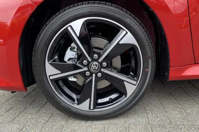 Toyota Yaris (2025) thumbnail 9