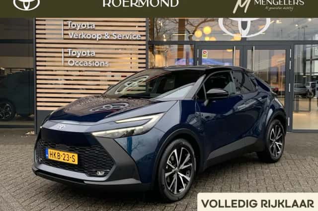 Toyota C-HR (2025) thumbnail 1