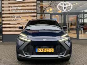 Toyota C-HR (2025) thumbnail 2
