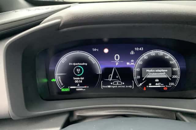Toyota C-HR (2025) thumbnail 21