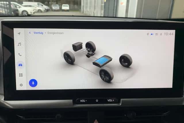 Toyota C-HR (2025) thumbnail 28