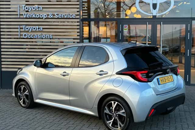 Toyota Yaris (2025) thumbnail 5