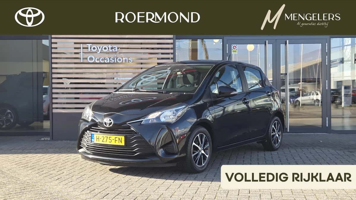 Toyota Yaris (2020) — foto 1