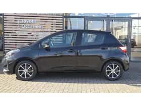 Toyota Yaris (2020) thumbnail 2