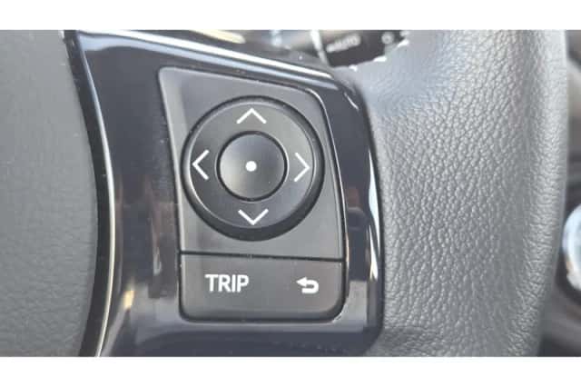 Toyota Yaris (2020) thumbnail 15