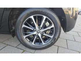Toyota Yaris (2020) thumbnail 19